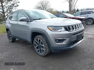 2018 Jeep Compass Limited with VIN 3C4NJDCB4JT400252, listed as a IAAI auction lot 41838268 with 31,407 mi miles. Bid and sale history available at carsss.com. Image 1.