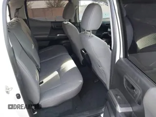 2019 Toyota Tacoma SR z VIN 3TMCZ5AN6KM284101, wystawiony jako IAAI lot #41099466 z przebiegiem 36 119 mil mil oraz . Historia ofert i sprzedaży dostępna na DreamBid. Obrazek 8.
