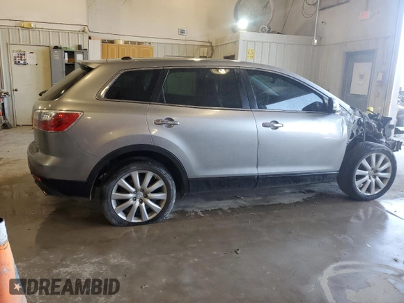 2010 Mazda CX-9 Grand Touring z VIN JM3TB3MA7A0222829, wystawiony jako Copart lot #70453194 z przebiegiem Nie podano mil oraz Nie do naprawy • Non repairable. Historia ofert i sprzedaży dostępna na DreamBid. Obrazek 3.