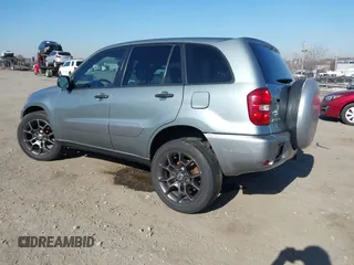 2005 Toyota RAV4 with VIN JTEHD20V150068910, listed as a IAAI auction lot 41832871 with 105,000 mi miles. Bid and sale history available at carsss.com. Image 3.