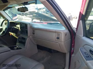 2006 Chevrolet Silverado 1500 LT2 with VIN 2GCEK13T861189215, listed as a IAAI auction lot 41595790 with 257,724 mi miles. Bid and sale history available at carsss.com. Image 5.