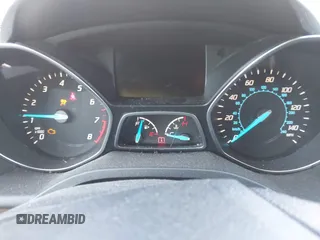 2016 Ford Escape SE с VIN 1FMCU9GXXGUB34313, выставлен на аукционе IAAI как лот 41824182 с пробегом Не указан миль и . История ставок и продаж доступна на DreamBid. Изображение 7.