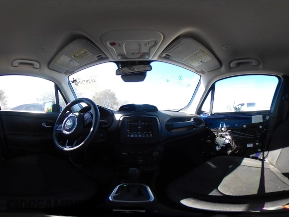 2020 Jeep Renegade Latitude z VIN ZACNJABBXLPL83917, wystawiony jako IAAI lot #41297530 z przebiegiem 41 264 mil mil oraz . Historia ofert i sprzedaży dostępna na DreamBid. Obrazek 22.