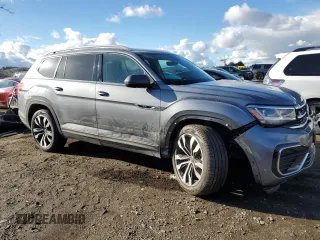 2021 Volkswagen Atlas SEL Premium R-Line with VIN 1V2FR2CA5MC536929, listed as a Copart auction lot 44397425 with 60,565 mi miles and Salvage title. Bid and sale history available at DreamBid. Image 4.
