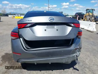 2022 Nissan Sentra SV with VIN 3N1AB8CV6NY249729, listed as a IAAI auction lot 41950019 with 44,935 mi miles. Bid and sale history available at carsss.com. Image 16.
