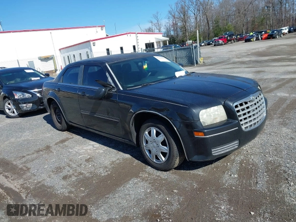 2005 Chrysler 300 with VIN 2C3JA43R25H600920, listed as a IAAI auction lot 41863216 with 1 mi miles. Bid and sale history available at carsss.com. Image 1.