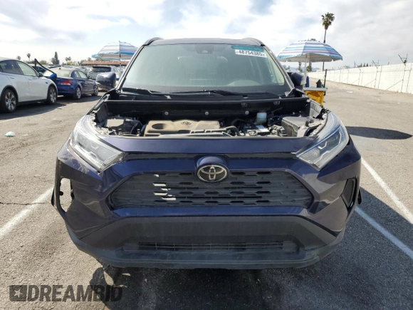 2019 Toyota RAV4 XLE with VIN JTMP1RFV8KD513544, listed as a Copart auction lot 48754385 with Not Provided miles and Salvage Title. Bid and sale history available at DreamBid. Image 5.