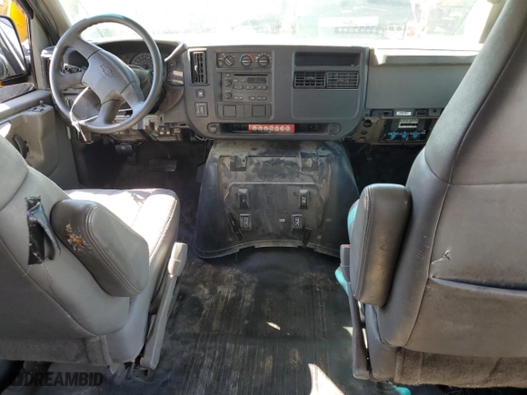 2004 Chevrolet Express Cargo Van with VIN 1GCFG15X941204216, listed as a Copart auction lot 75060994 with 0 mi miles and Clean Title. Bid and sale history available at carsss.com. Image 8.