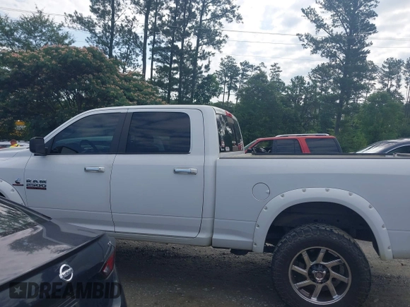 2018 Ram 2500 Big Horn with VIN 3C6UR5DL4JG277571, listed as a IAAI auction lot 42481509 with 154,742 mi miles and . Bid and sale history available at DreamBid. Image 14.