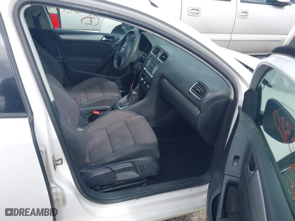 2010 Volkswagen Golf with VIN WVWDB7AJ6AW406990, listed as a IAAI auction lot 41811499 with 152,692 mi miles. Bid and sale history available at carsss.com. Image 5.