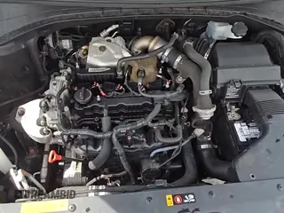 2016 Kia Sorento EX z VIN 5XYPHDA13GG051163, wystawiony jako Copart lot #69766735 z przebiegiem 87 000 mil mil oraz Czysty tytuł • Clean title. Historia ofert i sprzedaży dostępna na DreamBid. Obrazek 14.