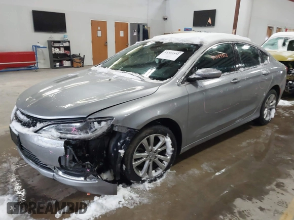 2015 Chrysler 200 Limited z VIN 1C3CCCAB0FN594658, wystawiony jako IAAI lot #41309552 z przebiegiem 118 892 mil mil oraz . Historia ofert i sprzedaży dostępna na DreamBid. Obrazek 2.