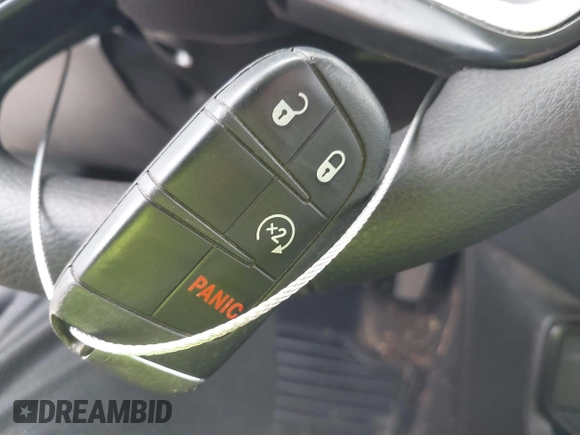 2020 Jeep Renegade Sport z VIN ZACNJBAB7LPL77290, wystawiony jako IAAI lot #41526270 z przebiegiem 52 327 mil mil oraz . Historia ofert i sprzedaży dostępna na DreamBid. Obrazek 11.