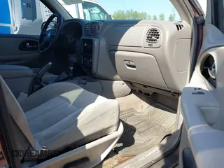 2006 Chevrolet TrailBlazer LS with VIN 1GNDS13S862111494, listed as a IAAI auction lot 42100731 with 234,121 mi miles and . Bid and sale history available at DreamBid. Image 5.