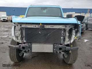 2023 Ford Bronco with VIN 1FMEE5BP9PLB15828, listed as a Copart auction lot 47347135 with 11,370 mi miles and Clean Title. Bid and sale history available at carsss.com. Image 5.