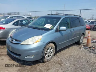 2006 Toyota Sienna XLE with VIN 5TDZA22C46S470450, listed as a IAAI auction lot 42034110 with 277,119 mi miles. Bid and sale history available at carsss.com. Image 17.