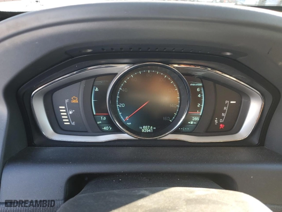 2015 Volvo XC60 3.2L Platinum with VIN YV4940RDXF2611066, listed as a Copart auction lot 87297674 with 92,941 mi miles and Salvage Title. Bid and sale history available at carsss.com. Image 9.
