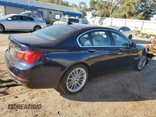2013 BMW 7 Series 750i with VIN WBAYA8C50DC996634, listed as a Copart auction lot 76252824 with 110,807 mi miles and Salvage Title. Bid and sale history available at DreamBid. Image 3.