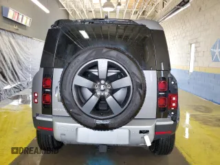 2024 Land Rover Defender S with VIN SALEJ7EX4R2285474, listed as a Copart auction lot 61129385 with 18,343 mi miles and Clean title. Bid and sale history available at DreamBid. Image 6.