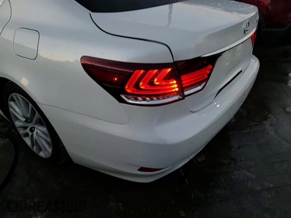 2014 Lexus LS 460 L with VIN JTHGL1EF3E5052370, listed as a Copart auction lot 80641254 with 69,493 mi miles and Salvage Title. Bid and sale history available at DreamBid. Image 13.