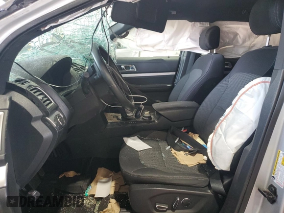 2017 Ford Explorer XLT with VIN 1FM5K8DHXHGC02258, listed as a Copart auction lot 55063895 with 111,488 mi miles and Salvage title. Bid and sale history available at DreamBid. Image 7.