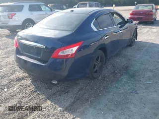 2013 Nissan Maxima S z VIN 1N4AA5AP9DC817424, wystawiony jako IAAI lot #42482208 z przebiegiem 196 227 mil mil oraz . Historia ofert i sprzedaży dostępna na DreamBid. Obrazek 4.