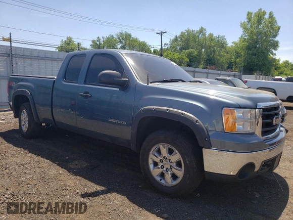 2012 GMC Sierra 1500 SLE with VIN 1GTR2VE73CZ168395, listed as a Copart auction lot 62108885 with 142,340 mi miles and Salvage title. Bid and sale history available at DreamBid. Image 4.