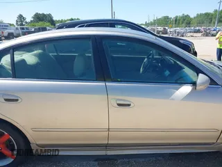 2005 Nissan Altima 3.5 SE with VIN 1N4BL11D95N905862, listed as a IAAI auction lot 41968915 with 191,646 mi miles. Bid and sale history available at carsss.com. Image 13.