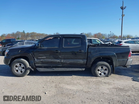 2015 Toyota Tacoma with VIN 5TFLU4EN2FX111971, listed as a IAAI auction lot 42055943 with 126,624 mi miles. Bid and sale history available at carsss.com. Image 14.