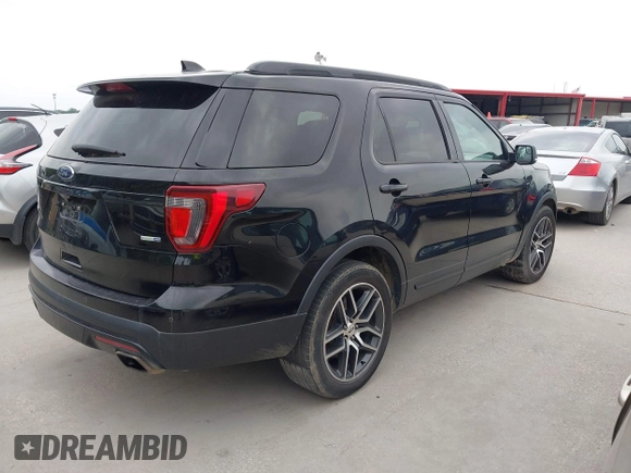 2016 Ford Explorer Sport z VIN 1FM5K8GT6GGC15541, wystawiony jako IAAI lot #42296535 z przebiegiem 197 030 mil mil oraz . Historia ofert i sprzedaży dostępna na DreamBid. Obrazek 4.