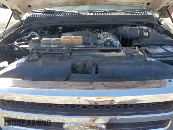 2001 Ford F-250 XL with VIN 1FTNW21FX1EB97783, listed as a Copart auction lot 58166315 with 244,201 mi miles and Clean title. Bid and sale history available at DreamBid. Image 11.