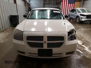 2007 Dodge Magnum z VIN 2D4FV47V17H895012, wystawiony jako Copart lot #77263494 z przebiegiem 200 931 mil mil oraz Szkoda całkowita • Salvage title. Historia ofert i sprzedaży dostępna na DreamBid. Obrazek 5.