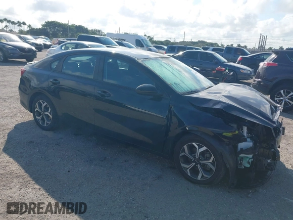 2021 Kia Forte FE z VIN 3KPF24AD6ME390032, wystawiony jako IAAI lot #41467915 z przebiegiem 43 654 mil mil oraz . Historia ofert i sprzedaży dostępna na DreamBid. Obrazek 1.