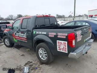 2014 Nissan Frontier SV with VIN 1N6AD0ER7EN716594, listed as a IAAI auction lot 41602019 with 176,691 mi miles. Bid and sale history available at carsss.com. Image 3.
