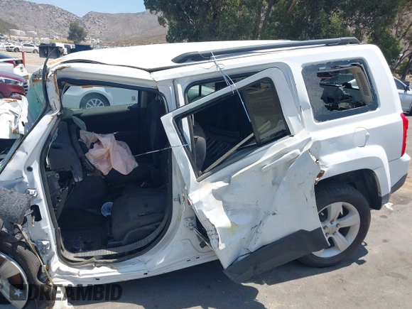 2014 Jeep Patriot Latitude with VIN 1C4NJRFB4ED549734, listed as a IAAI auction lot 42543649 with Not provided miles and . Bid and sale history available at DreamBid. Image 6.