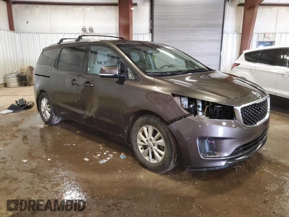 2016 Kia Sedona LX with VIN KNDMB5C1XG6134857, listed as a Copart auction lot 52302935 with 142,868 mi miles and Clean Title. Bid and sale history available at DreamBid. Image 4.