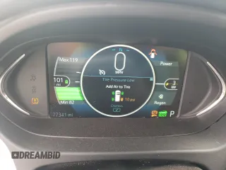 2020 Chevrolet Bolt EV LT z VIN 1G1FY6S0XL4104973, wystawiony jako Copart lot #64164424 z przebiegiem 77 341 mil mil oraz Szkody całkowita. Historia ofert i sprzedaży dostępna na DreamBid. Obrazek 9.
