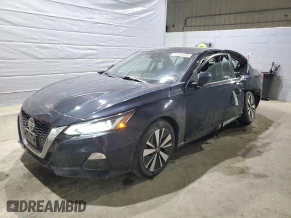 2021 Nissan Altima 2.5 SV with VIN 1N4BL4DV1MN306636, listed as a Copart auction lot 47393665 with 81,981 mi miles and Salvage Title. Bid and sale history available at carsss.com. Image 1.