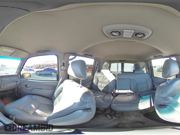 1998 GMC Yukon with VIN 1GKEK13R1WR508227, listed as a Copart auction lot 88325315 with 238,085 mi miles and Salvage Title. Bid and sale history available at carsss.com. Image 13.