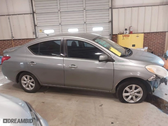 2014 Nissan Versa SV with VIN 3N1CN7AP2EL852883, listed as a IAAI auction lot 41707108 with 234,229 mi miles. Bid and sale history available at carsss.com. Image 14.