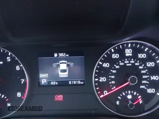 2020 Kia Forte LXS z VIN 3KPF24AD6LE252277, wystawiony jako IAAI lot #41813655 z przebiegiem 61 919 mil mil oraz . Historia ofert i sprzedaży dostępna na DreamBid. Obrazek 15.
