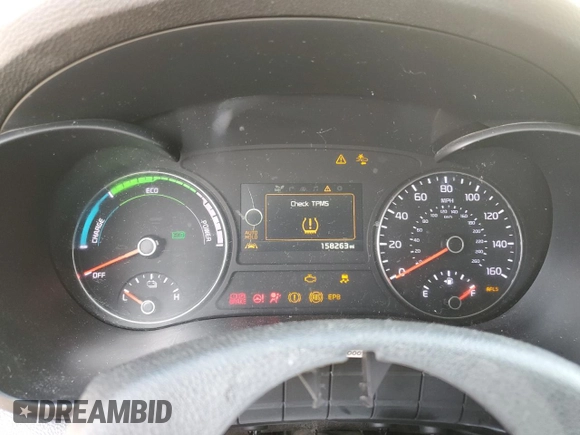 2017 Kia Optima EX z VIN KNAGU4LE9H5013620, wystawiony jako Copart lot #60928515 z przebiegiem 158 263 mil mil oraz Szkoda całkowita • Salvage title. Historia ofert i sprzedaży dostępna na DreamBid. Obrazek 9.