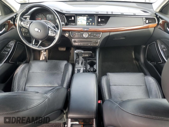2017 Kia Cadenza Premium with VIN KNALC4J17H5068665, listed as a Copart auction lot 85211704 with 73,237 mi miles and Salvage Title. Bid and sale history available at carsss.com. Image 8.