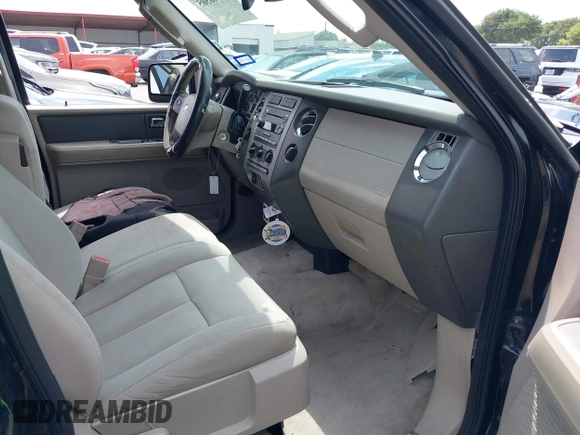 2008 Ford Expedition SSV with VIN 1FMFU16598LA82839, listed as a IAAI auction lot 39646505 with 282,187 mi miles and . Bid and sale history available at DreamBid. Image 5.