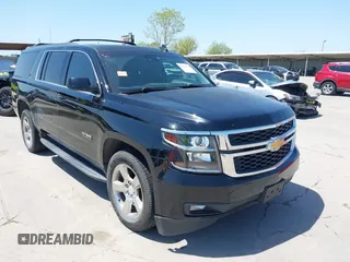 2017 Chevrolet Suburban LT z VIN 1GNSCHKCXHR375060, wystawiony jako IAAI lot #42003649 z przebiegiem 144 283 mil mil oraz . Historia ofert i sprzedaży dostępna na DreamBid. Obrazek 1.