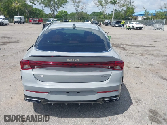 2023 Kia K5 GT-Line z VIN 5XXG64J25PG179696, wystawiony jako IAAI lot #42114587 z przebiegiem 49 192 mil mil oraz . Historia ofert i sprzedaży dostępna na DreamBid. Obrazek 16.