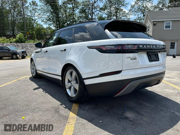 2018 Land Rover Range Rover Velar S z VIN SALYB2RV3JA746101, wystawiony jako Copart lot #64204745 z przebiegiem 69 220 mil mil oraz Czysty tytuł • Clean title. Historia ofert i sprzedaży dostępna na DreamBid. Obrazek 2.