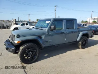 2025 Jeep Gladiator Nighthawk с VIN 1C6PJTAG3SL502731, выставлен на аукционе Copart как лот 57831535 с пробегом 3 121 миль миль и Списание • Salvage title. История ставок и продаж доступна на DreamBid. Изображение 1.