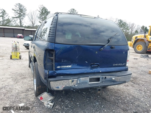 2001 Chevrolet Tahoe LT with VIN 1GNEC13T81R220256, listed as a IAAI auction lot 41800905 with 251,247 mi miles. Bid and sale history available at carsss.com. Image 6.