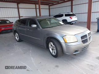 2007 Dodge Magnum with VIN 2D4FV47V87H776356, listed as a IAAI auction lot 41965436 with 285,585 mi miles and . Bid and sale history available at carsss.com. Image 1.